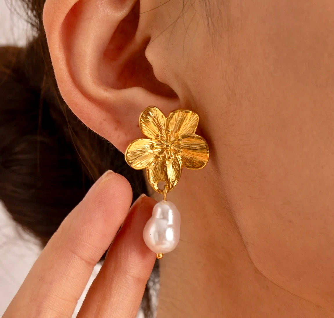 (Copia) Juego Dasiph (aretes, brazalete y anillo ajustable)