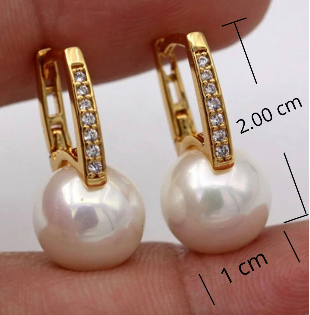 Aretes Akoya