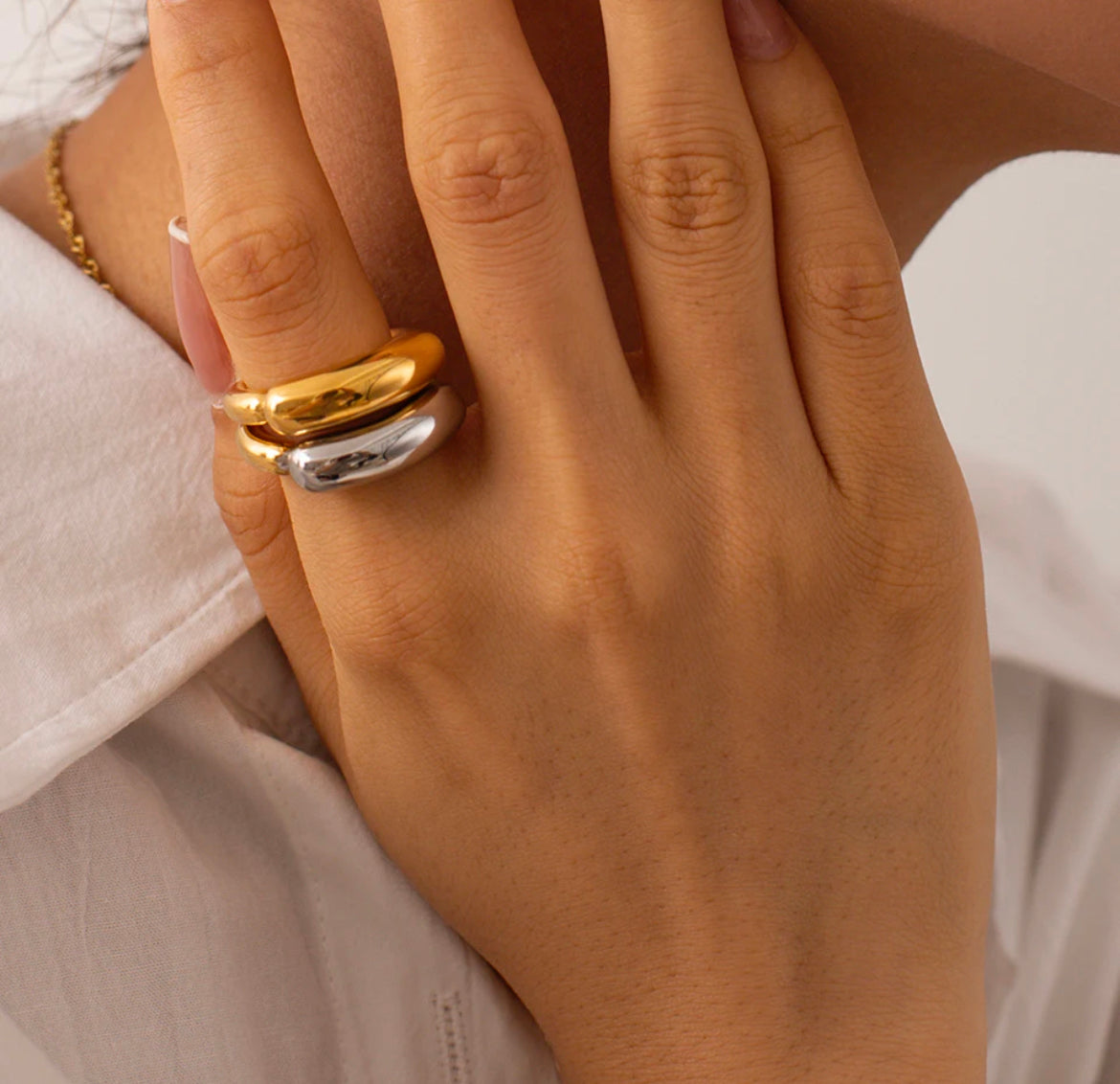 Anillo Tēt Oro