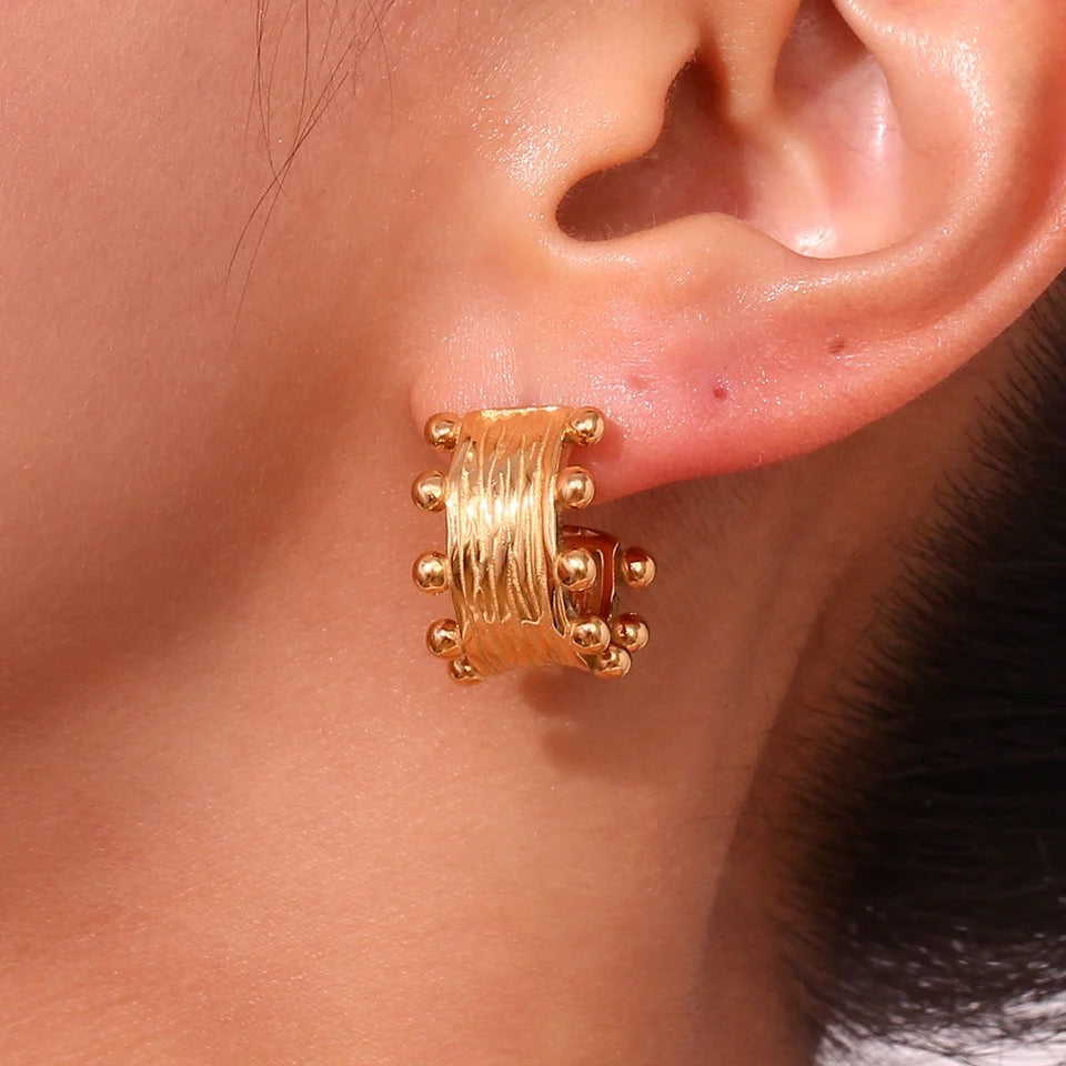 Set Porto Gold  (aretes, anillo, brazalete)